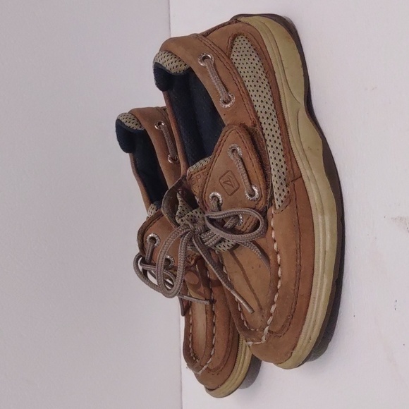 Sperry Other - Sperry slip on loafers lanyard for boys size 9M shoes